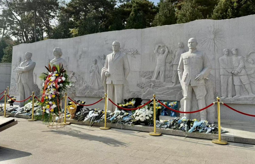 少妇扒开腿让我爽了一夜